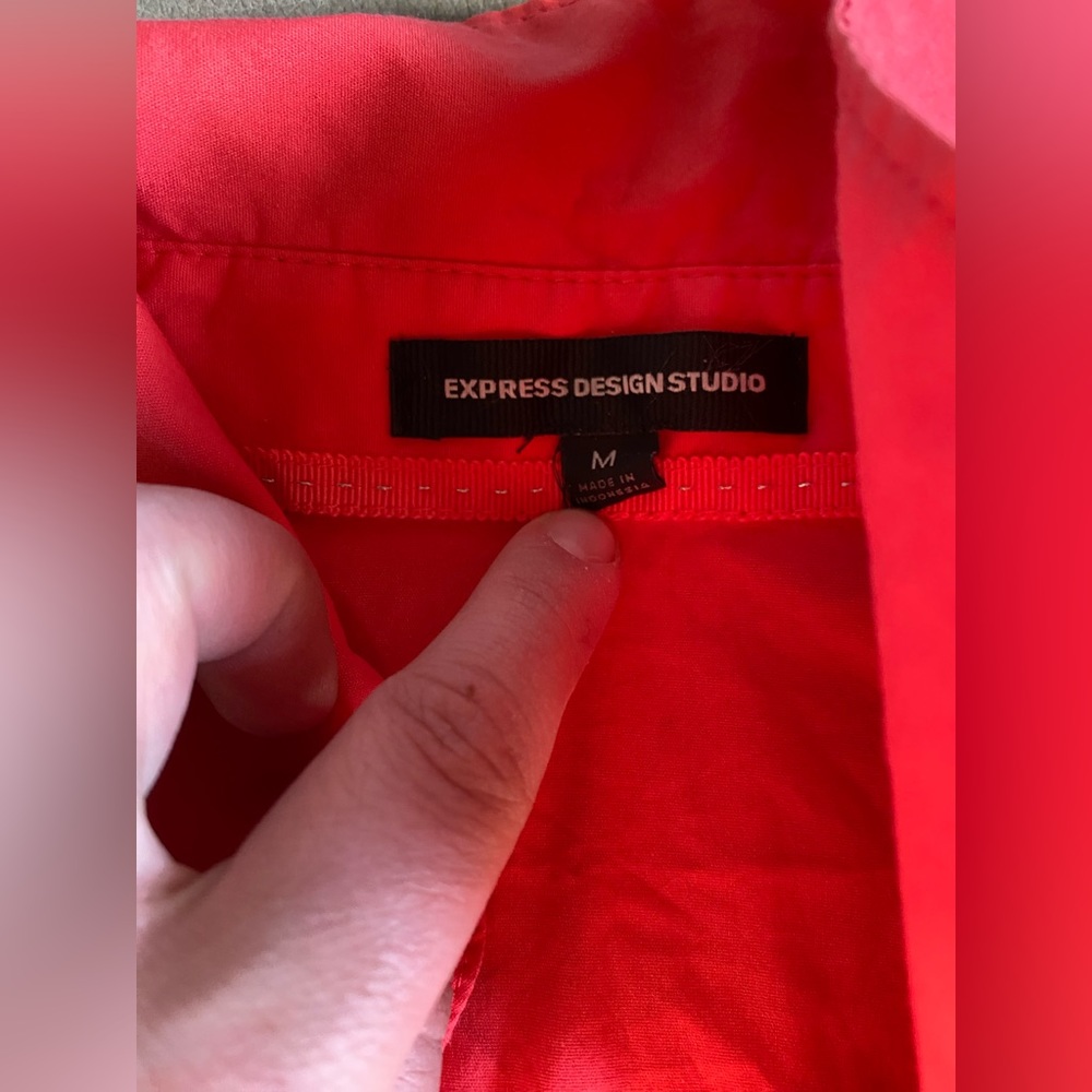 Express button down - Picture 2 of 2